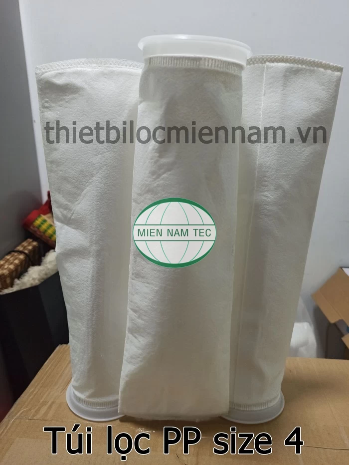 Thành phần 100% nhựa PP có độ tinh thể cao với mật độ 0,90-0,91g/cm3