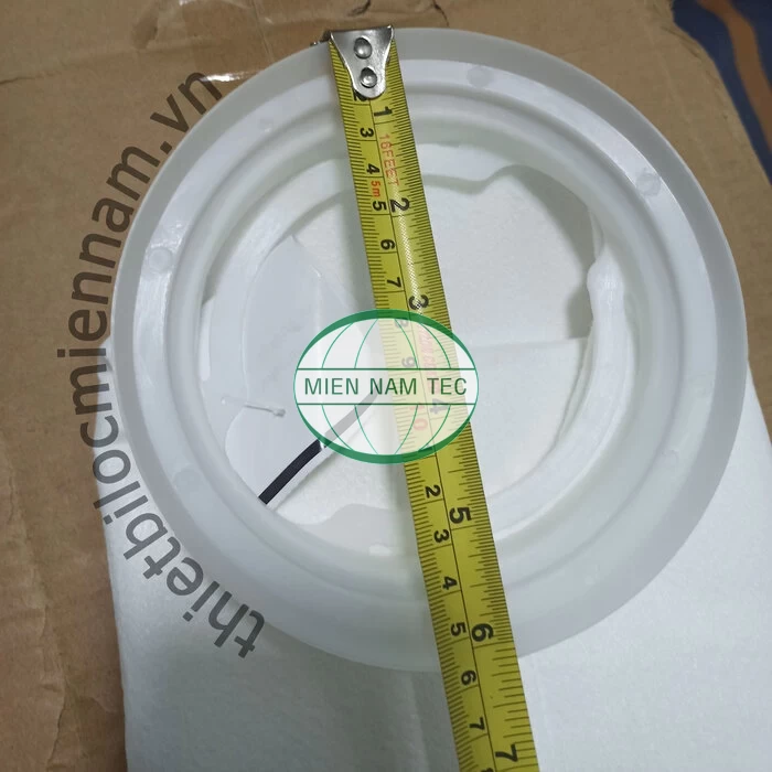 Túi lọc Polypropylene size 5 có đường kính 17" với vòng miệng bằng nhựa PP được ép nhiệt dẻo