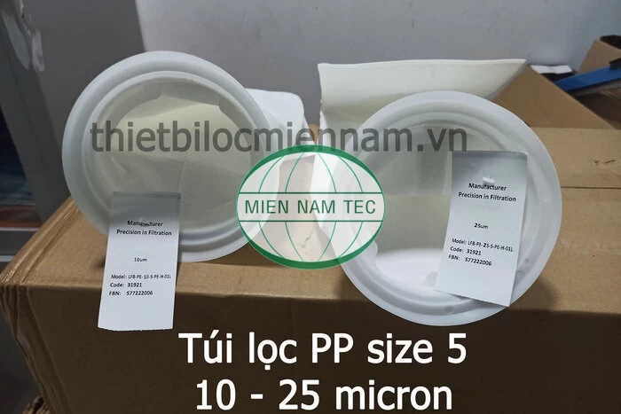 Các túi lọc PE được Thiết Bị Lọc Miền Nam phân phối là những sản phẩm được sản xuất trên dây chuyền đạt chuẩn chất lượng SO 4009-1997, ASTME 1294-89, ASTMF 316-03