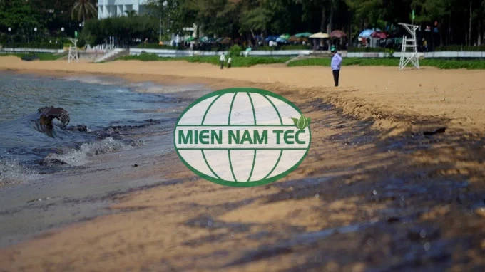 Sự cố tràn dầu tại bờ biển Quy Nhơn