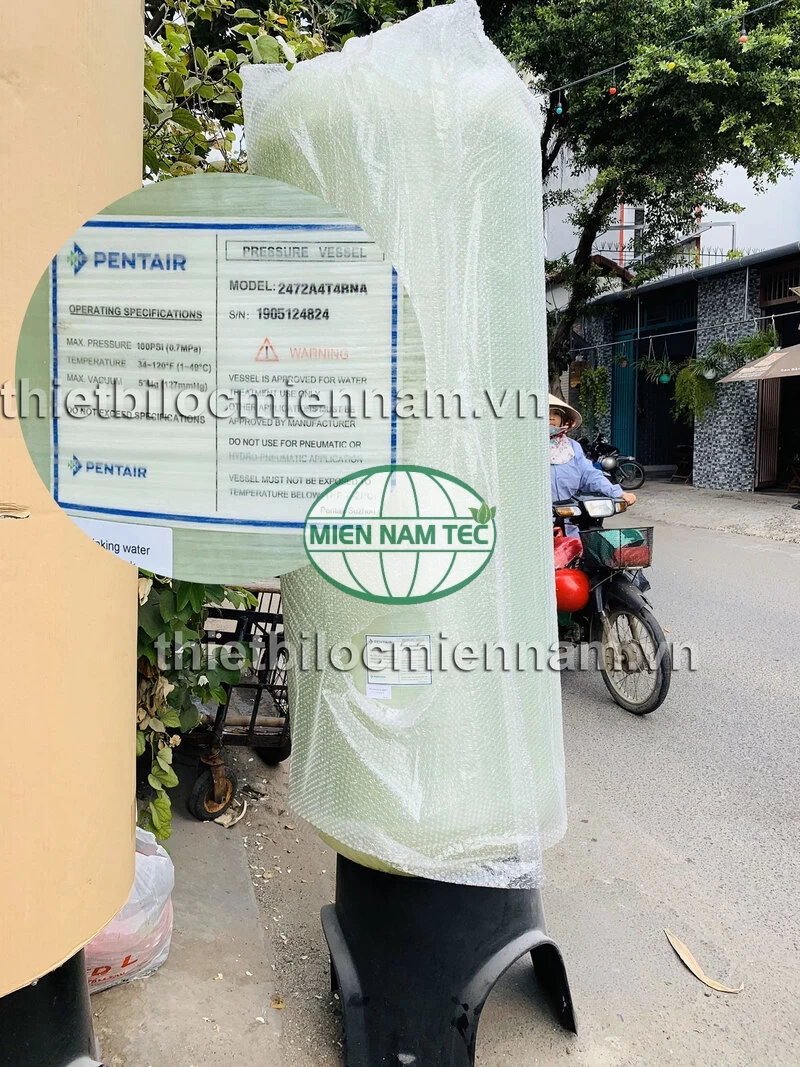 Hình ảnh thực tế của bồn lọc composite FRP Pentair 2472 (Ø 600 x 2000 mm)