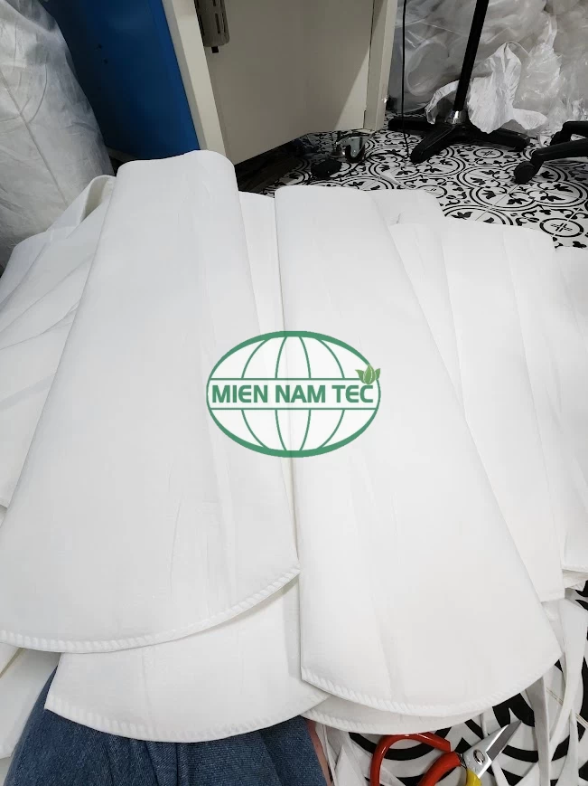 Công ty TNHH CN Thiết Bị Lọc Miền Nam chuyên cung cấp túi lọc nước mía đường các loại